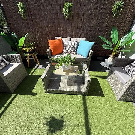 The Duplex Margate With Deck & Living Space Air Conditioning 외부 사진