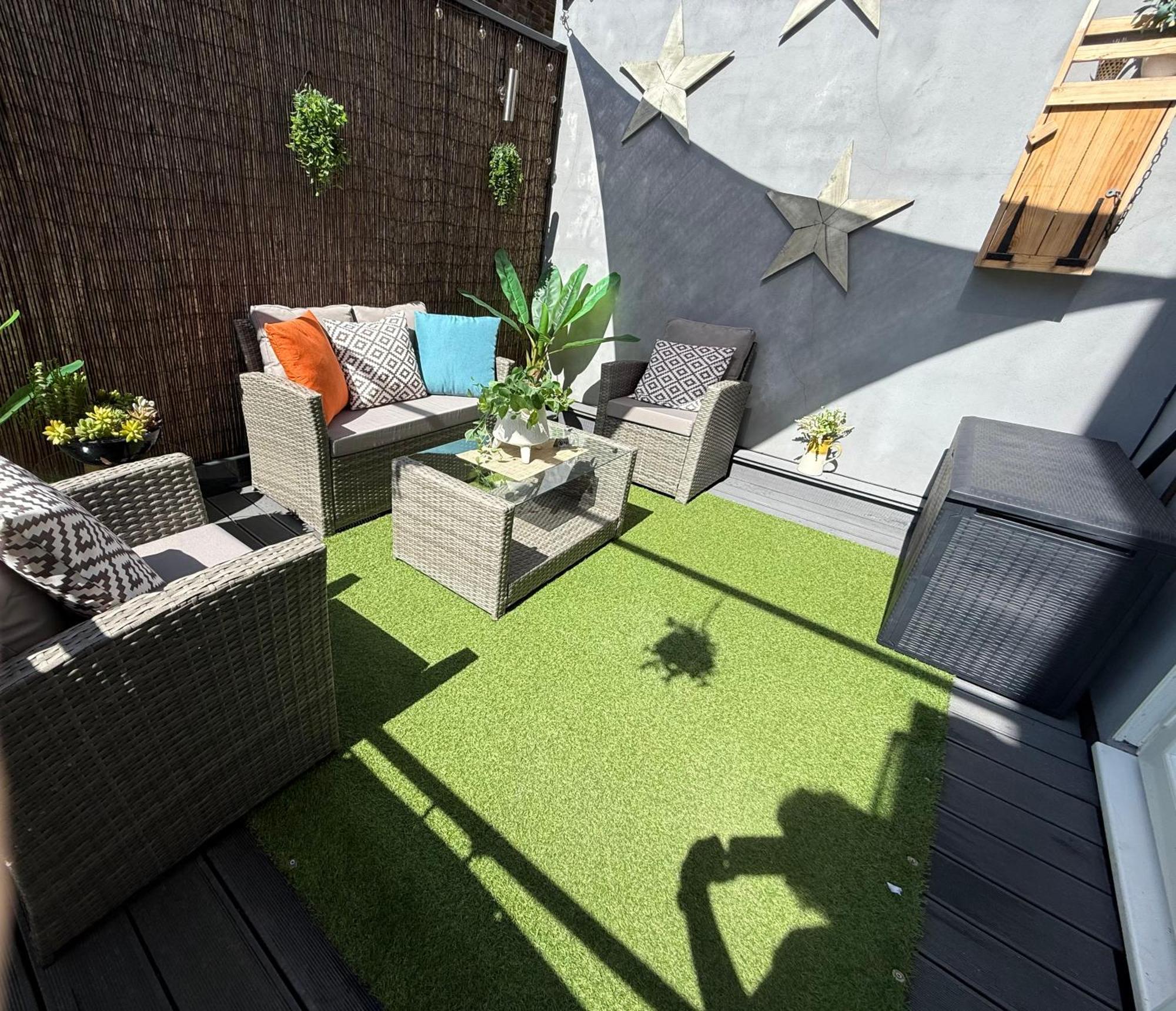 The Duplex Margate With Deck & Living Space Air Conditioning 외부 사진